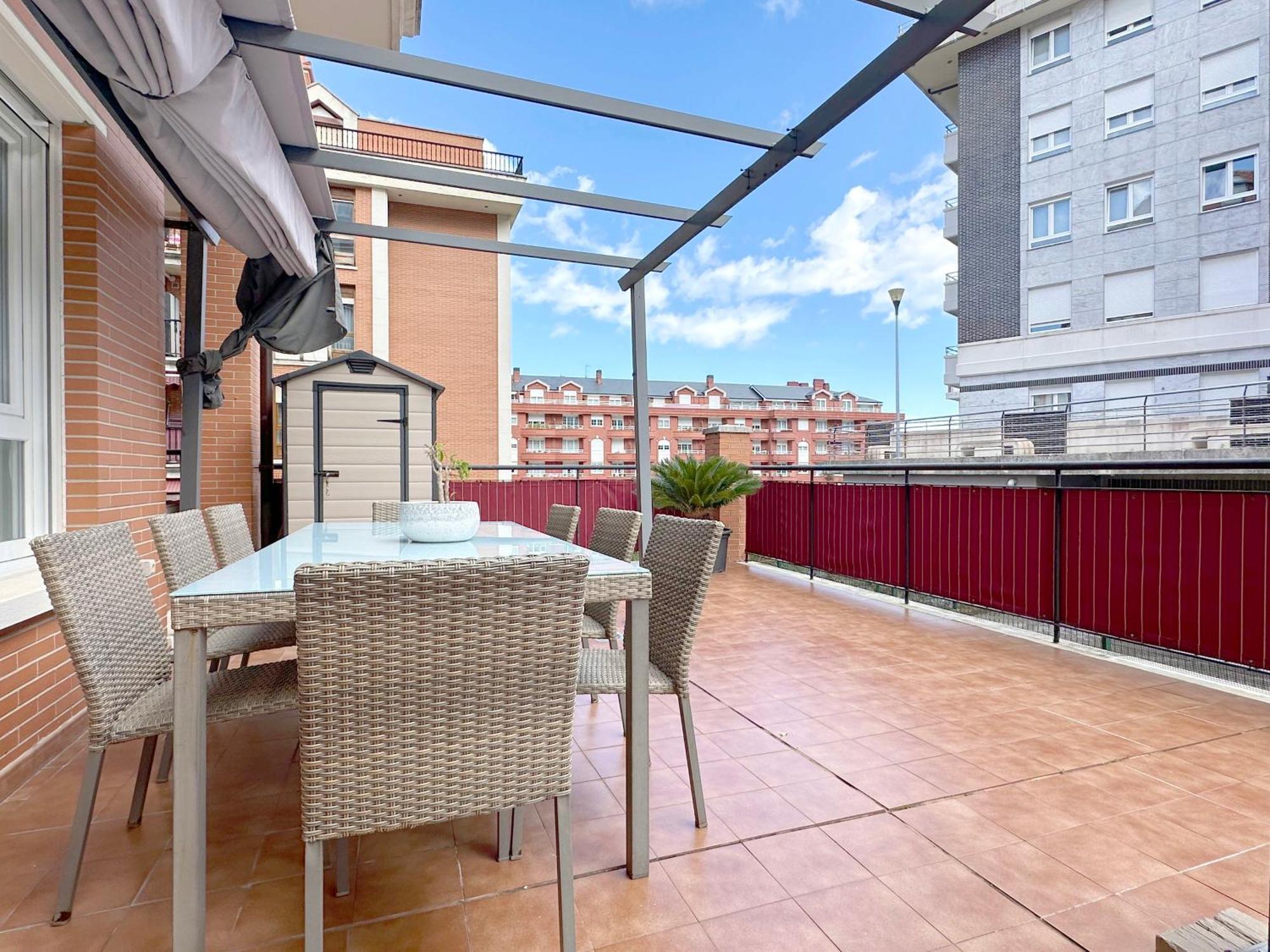 דירות קסטרו אורדיאלס Apartamento Con Gran Terraza En El Centro מראה חיצוני תמונה