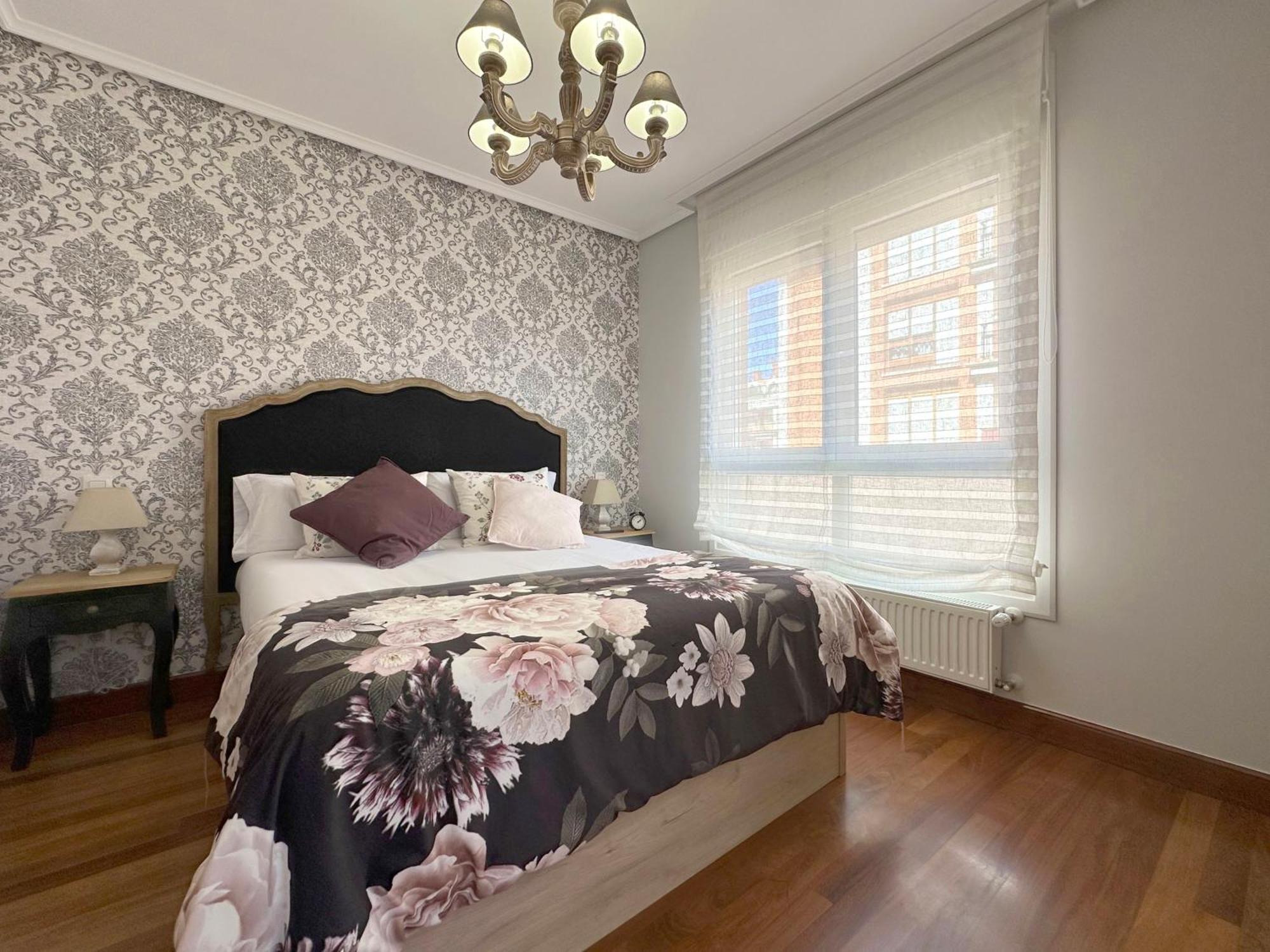 דירות קסטרו אורדיאלס Apartamento Con Gran Terraza En El Centro מראה חיצוני תמונה